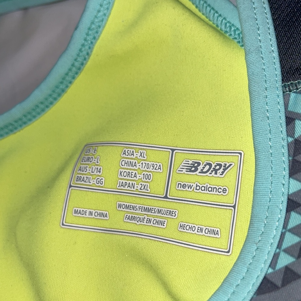 New Balance Racer Back Top L - Picture 3 of 4